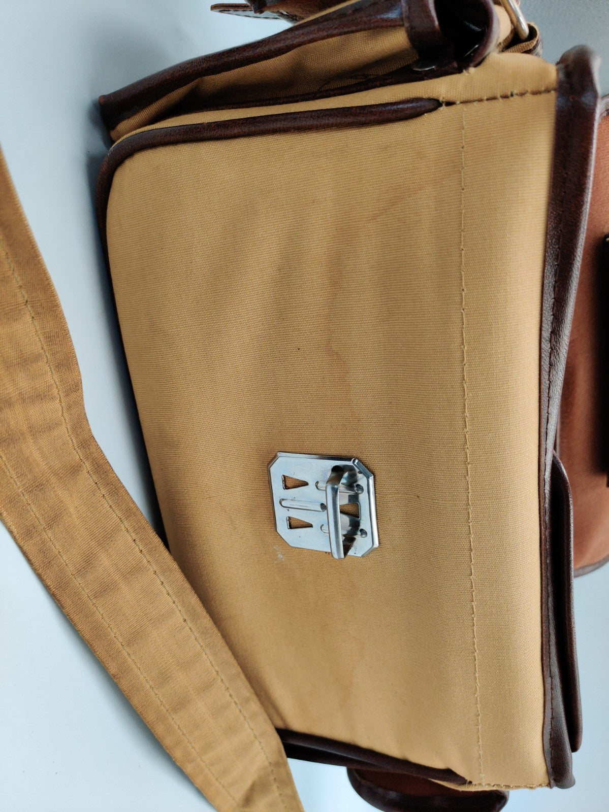 Vintage Canvas Canera Shoulder Bag Carry Case Satchel - Tan Brown