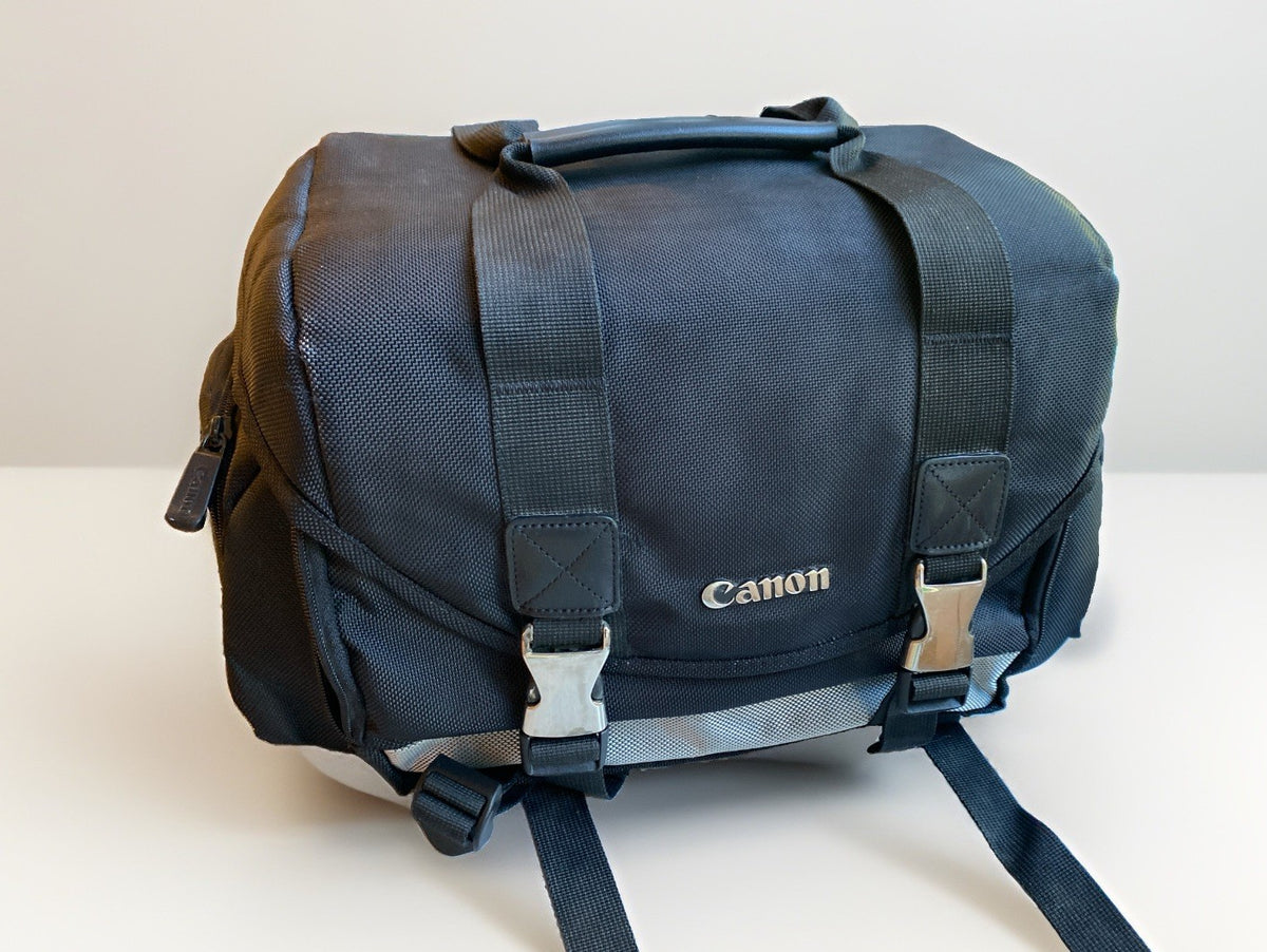Canon D200 Delux Camera/ Gadget Bag, Silver Reflective Trim, Chromed Clips